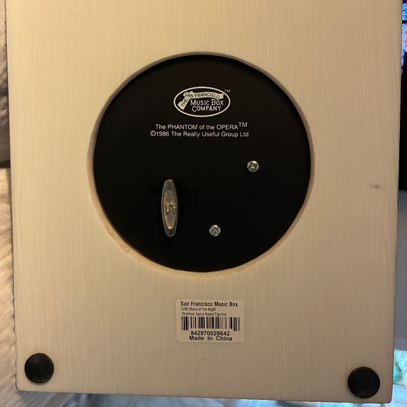 RARE 1986 Phantom of the Opera Paris Opera House Music Box - Picture 9 of 9